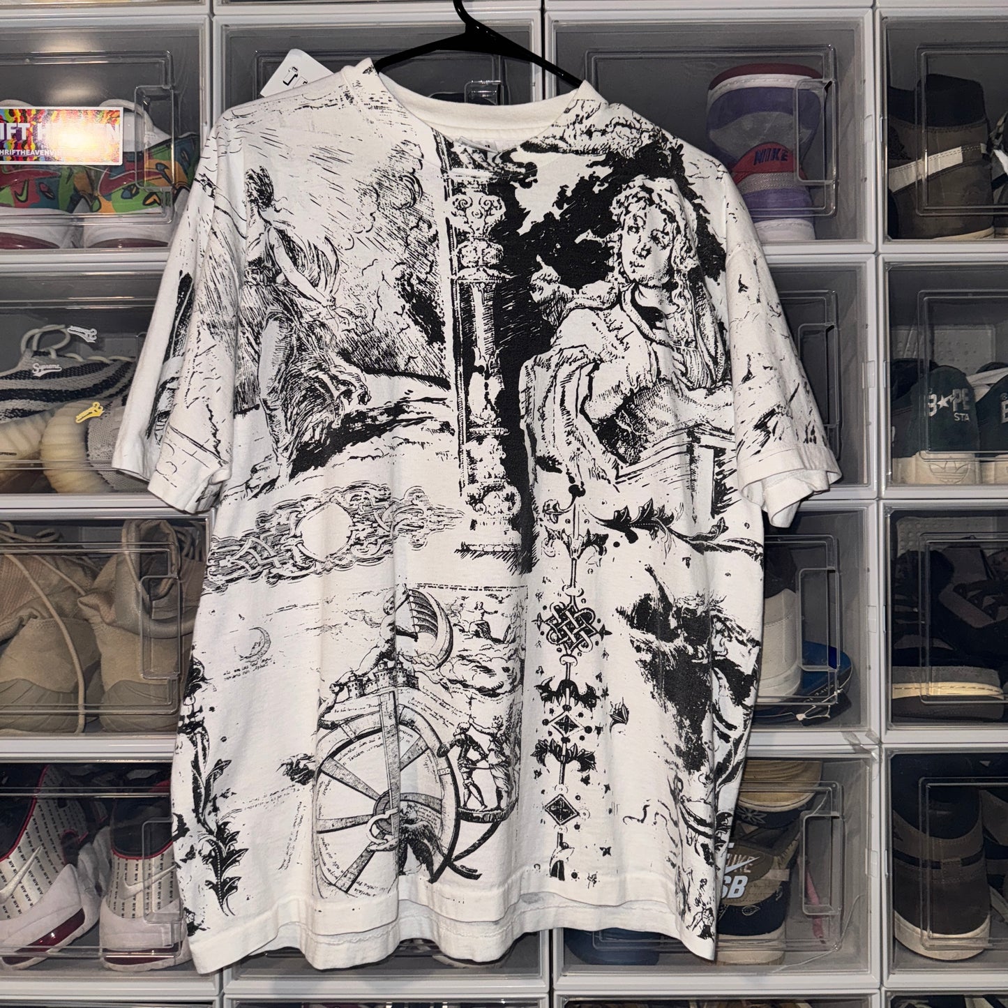 Vintage Jesus Tee - XL - Renaissance Angelic Art Tee - 24 X 29